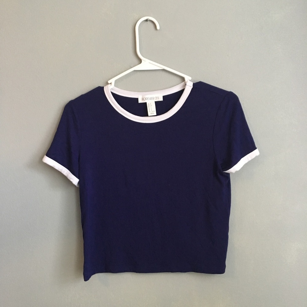 Forever 21 cropped tee - Picture 1 of 3